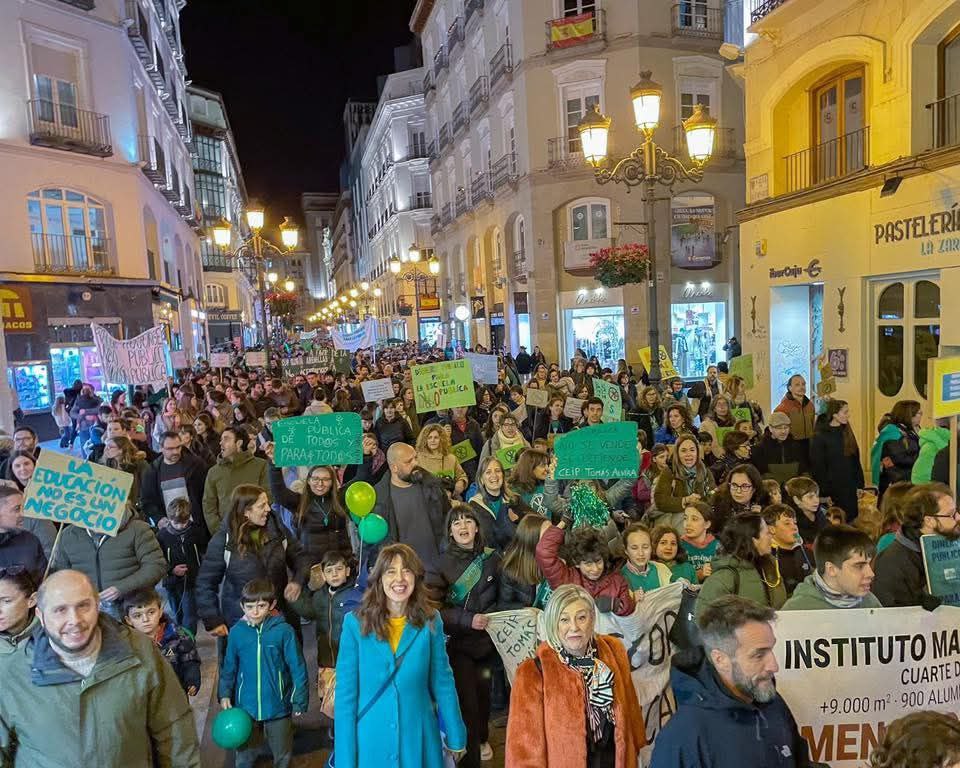 PISA, IA y huelgas del profesorado