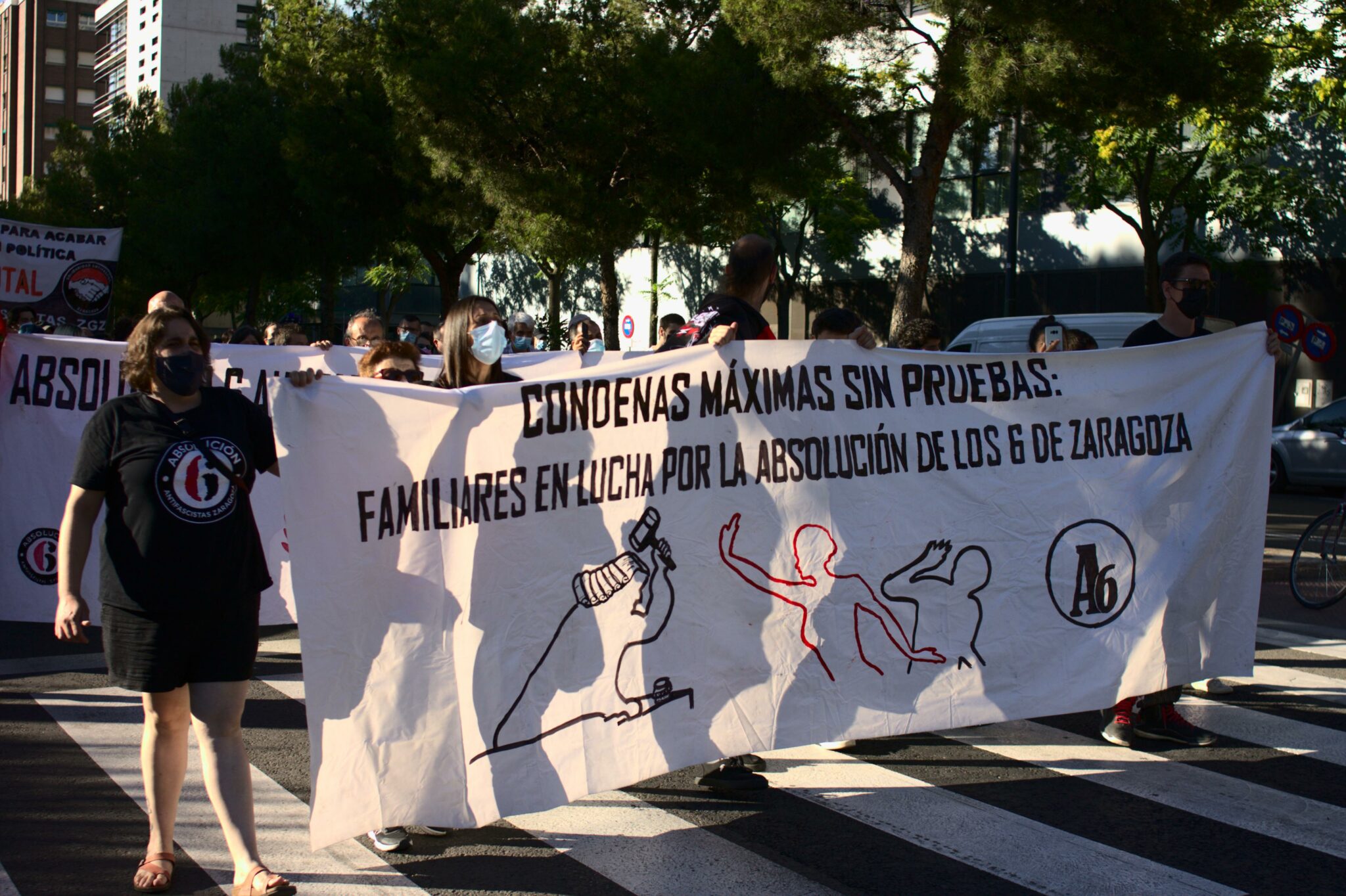 Manifestación por la absolución de los 6 antifascistas de Zaragoza