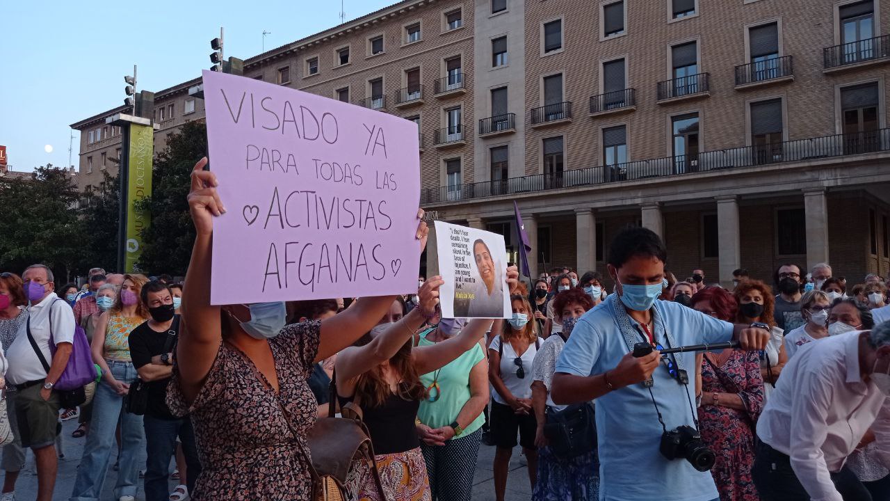 Concentración en apoyo a las mujeres y niñas afganas