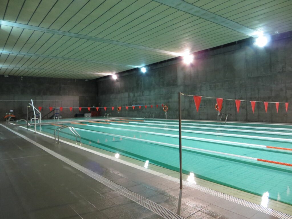 CGT logra dos delegados en UTE, piscinas cubiertas