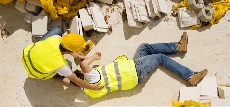 Casi tres personas mueren al día por accidente laboral en España