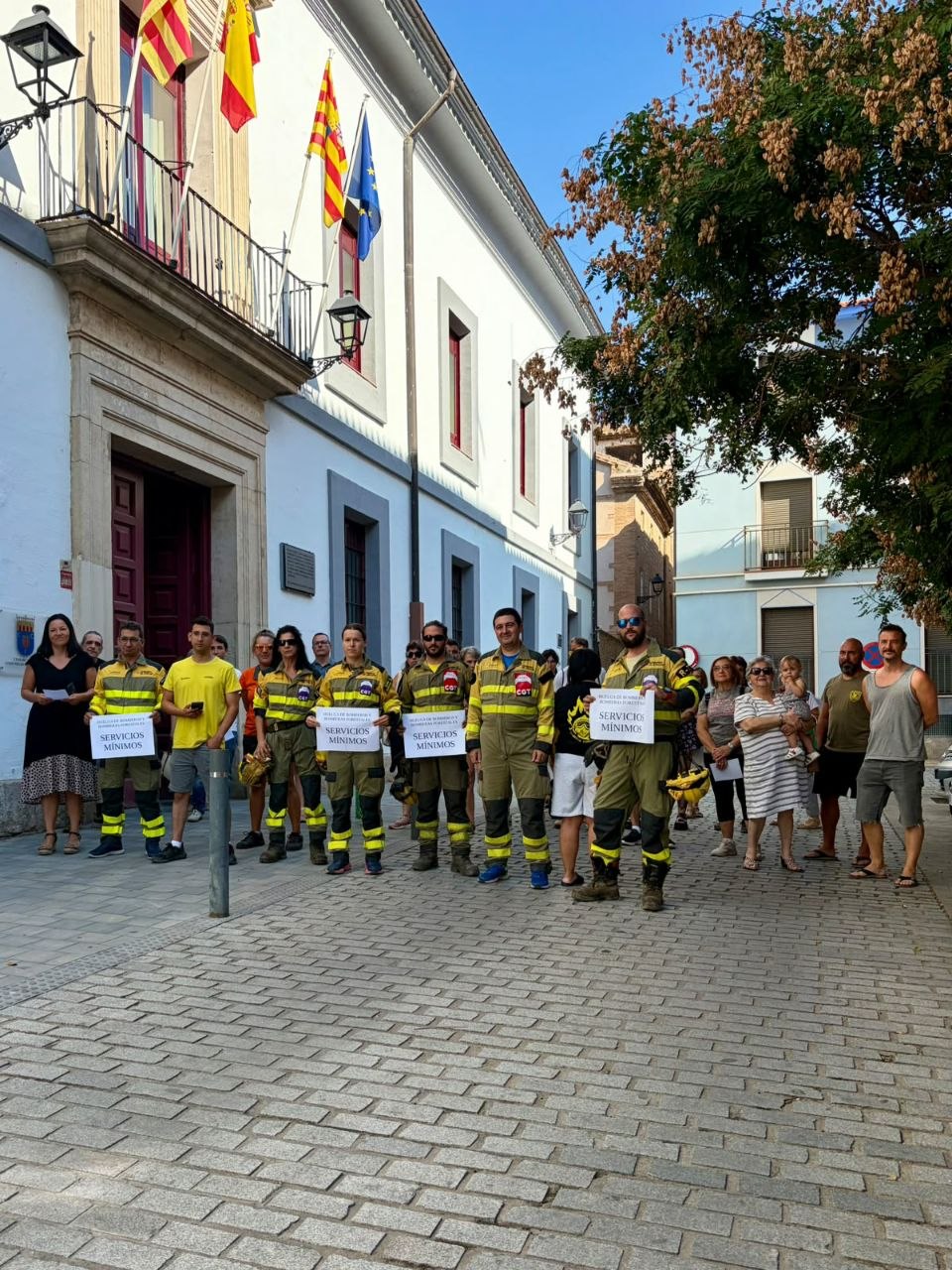 Comunicado en apoyo a la huelga de bomberos y bomberas forestales